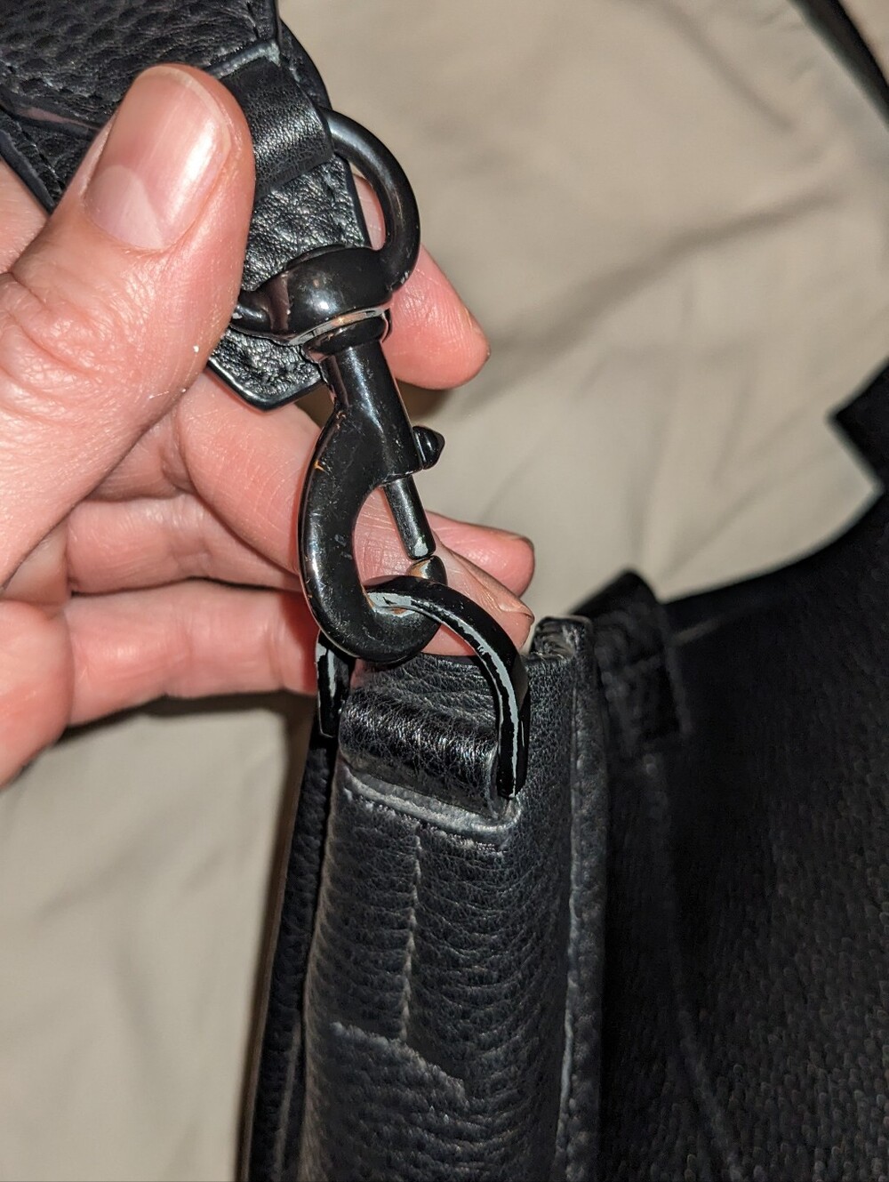 Rebecca Minkoff Unlined Feed Black Pebbled Leather Crossbody Hobo Quiet Luxury - Picture 9 of 15